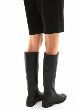 Kazar Verkaufsgeschäft -Kazar Verkaufsgeschäft 5123ed22b3484b24877101da3bb788a9